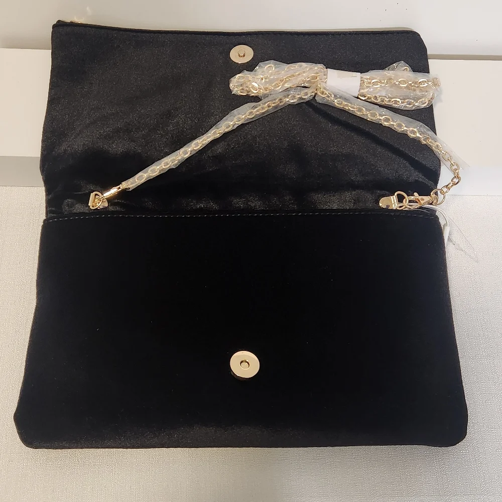 NWT Urban Expressions Tallulah Clutch Floral‎ Black Velvet Boho Cottage Core